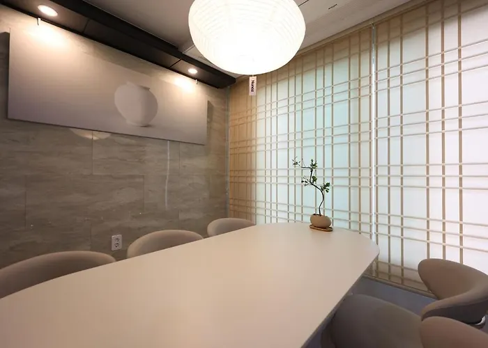 Suu 4 Beds & 2 Bath Group Near Cheonho Station