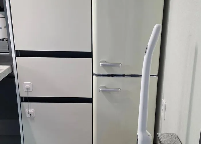 Suu 4 Beds & 2 Bath Group Near Cheonho Station * Seul